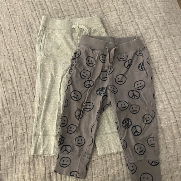 *5/$20* Toddler joggers - Picture 1 of 1